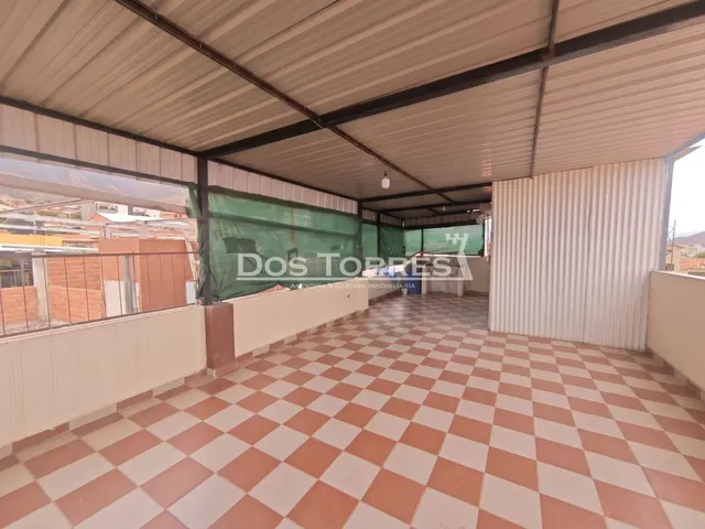 Casa 4 habitaciones 186m² en alquiler - Temporal — 20