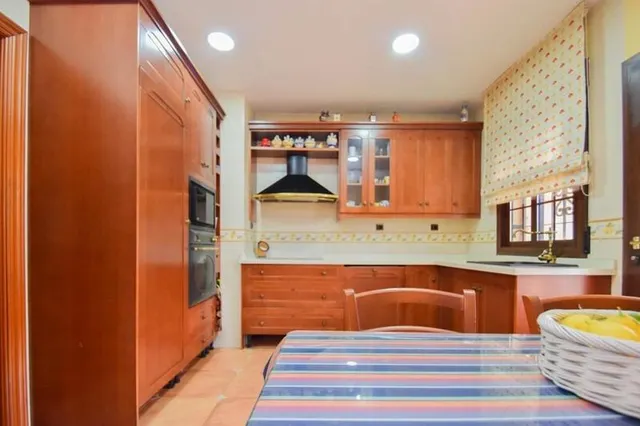 Chalet en venta en Maracena — 8