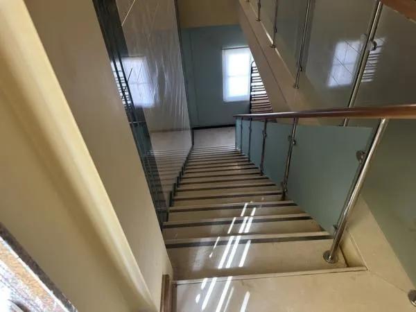 Edificio de oficinas — 5