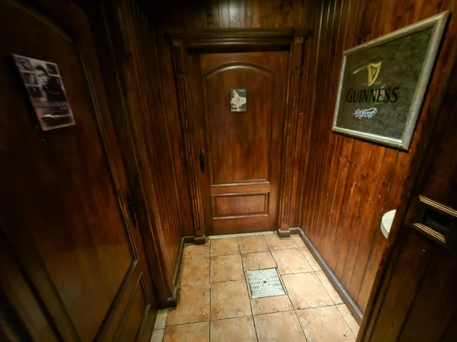 VENTA DE BAR EN PETRER - OPORTUNIDAD ÚNICA — 22