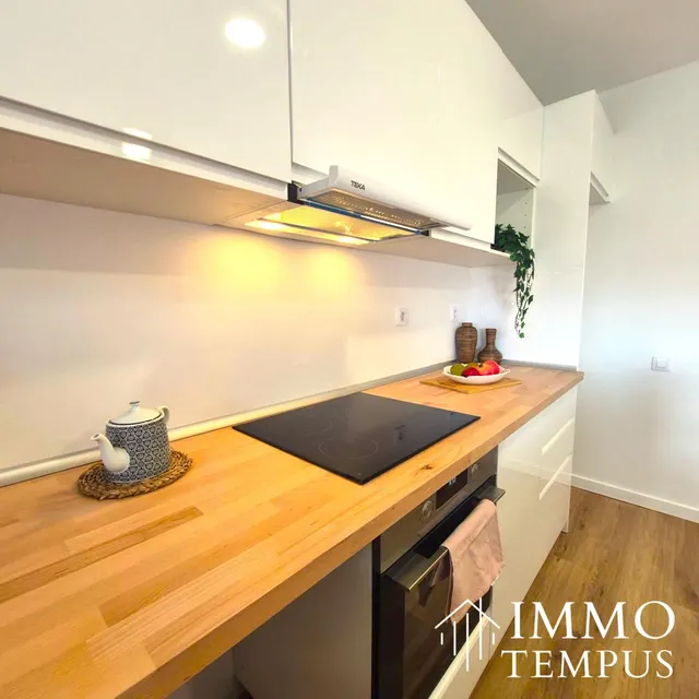 PISO REFORMADO DE 3 habitaciones CON BALCÓN Y VISTAS A VALLPARADÍS — 8