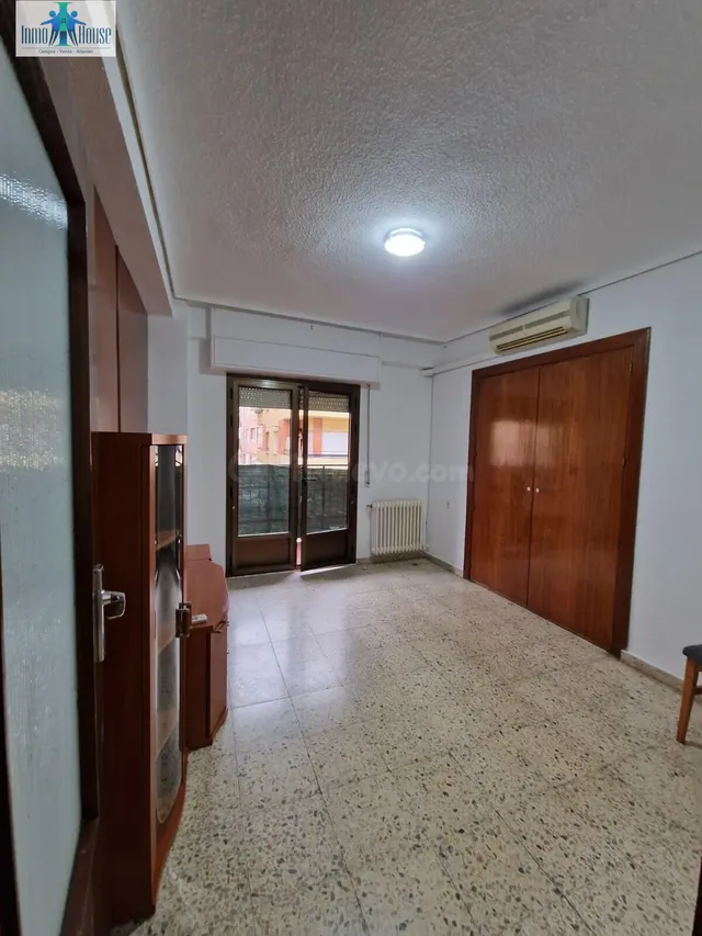 INMOHOUSE VENDE PISO IDEAL PARA INVERSORES - foto 4