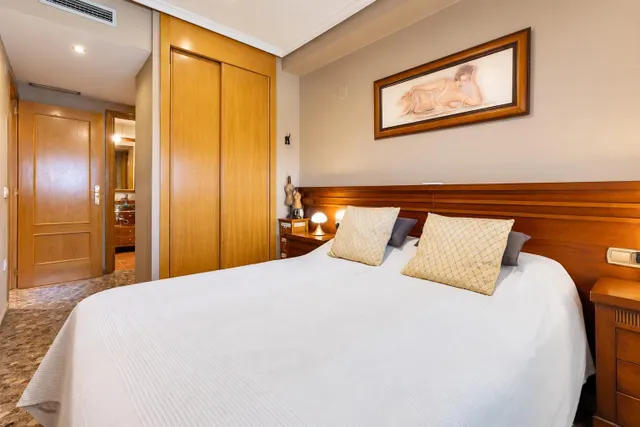VIVIENDA CON PISCINA, PLAZA DE GARAJE Y TRASTERO — 30