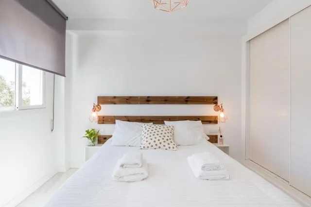 Amplio adosado 4 dorm .ideal familias,cerca colegios y playa.Torrequebrada — 25