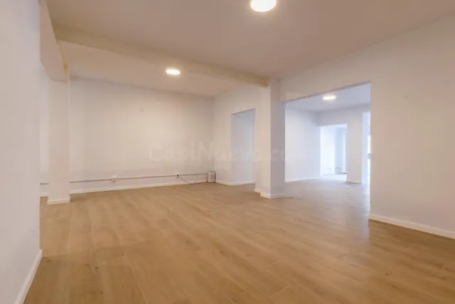 Local a estrenar de 112 m2 en Sitges. Abre tu negocio mañana — 5