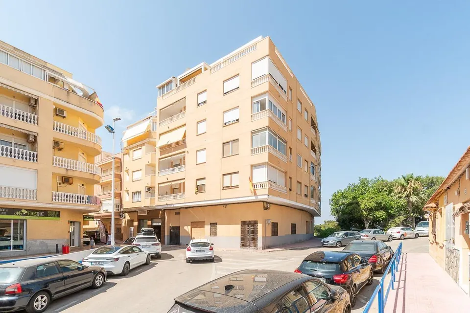 Gran apartamento en Torrevieja: 1 hab, 1 baño