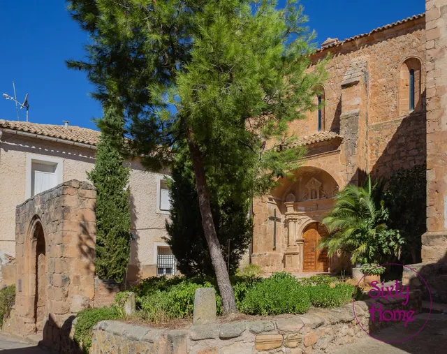 Casa independiente para reformar con almacén en Alconchel de Ariza — 22
