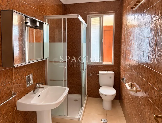 Piso en venta para reformar en Valladolid con terraza y 3 do - foto 4