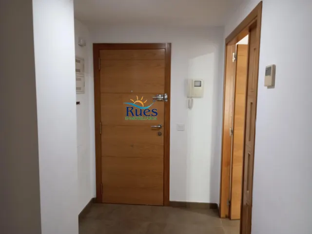 UBICADO EN ENTORNO RESIDENCIAL Y ZONA RELAJADA DE FÁCIL Y CÓMODO ACCESO — 14