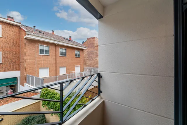 DÚPLEX DE NUEVA CONSTRUCCIÓN — 18