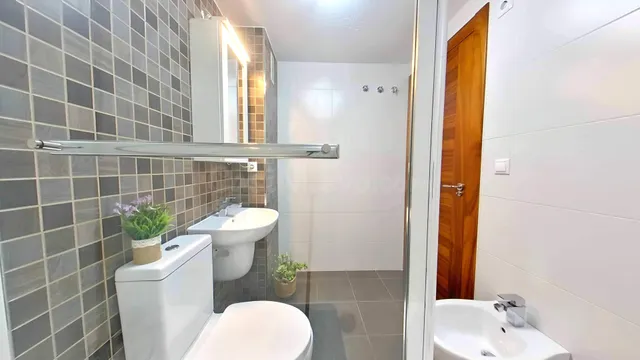 * Habitación Santa Pola en pleno centro de Alicante * - foto 3
