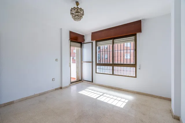 CASA ADOSADA EN MOTRIL — 25