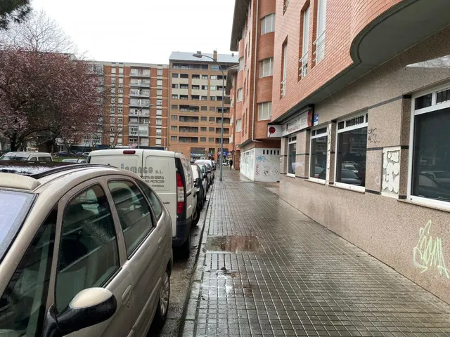 LOCAL COMERCIAL EN PARQUE TEMPLE- PONFERRADA — 2