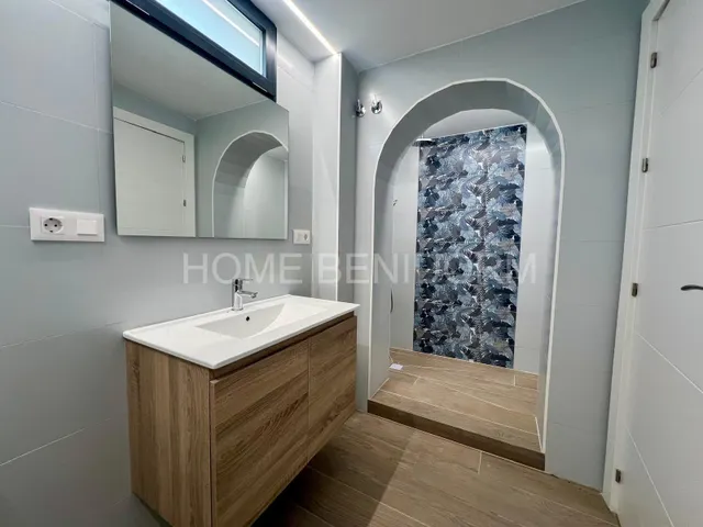 CHALET INDEPENDIENTE COMPLETAMENTE REFORMADO CON PISCINA, GARAJE Y VISTAS DESPEJADAS — 32