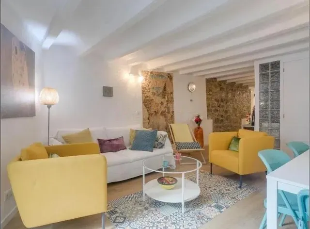 PISO EN VENTA EN EL GÒTIC — 8