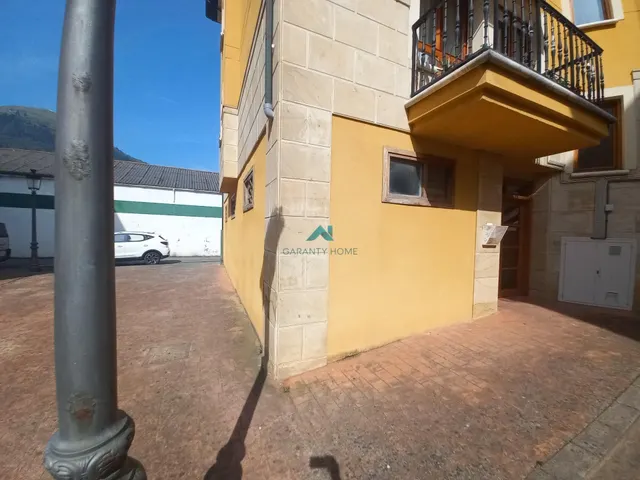 LOCAL COMERCIAL EN ALQUILER EN EL CENTRO DE LIMPIAS — 8