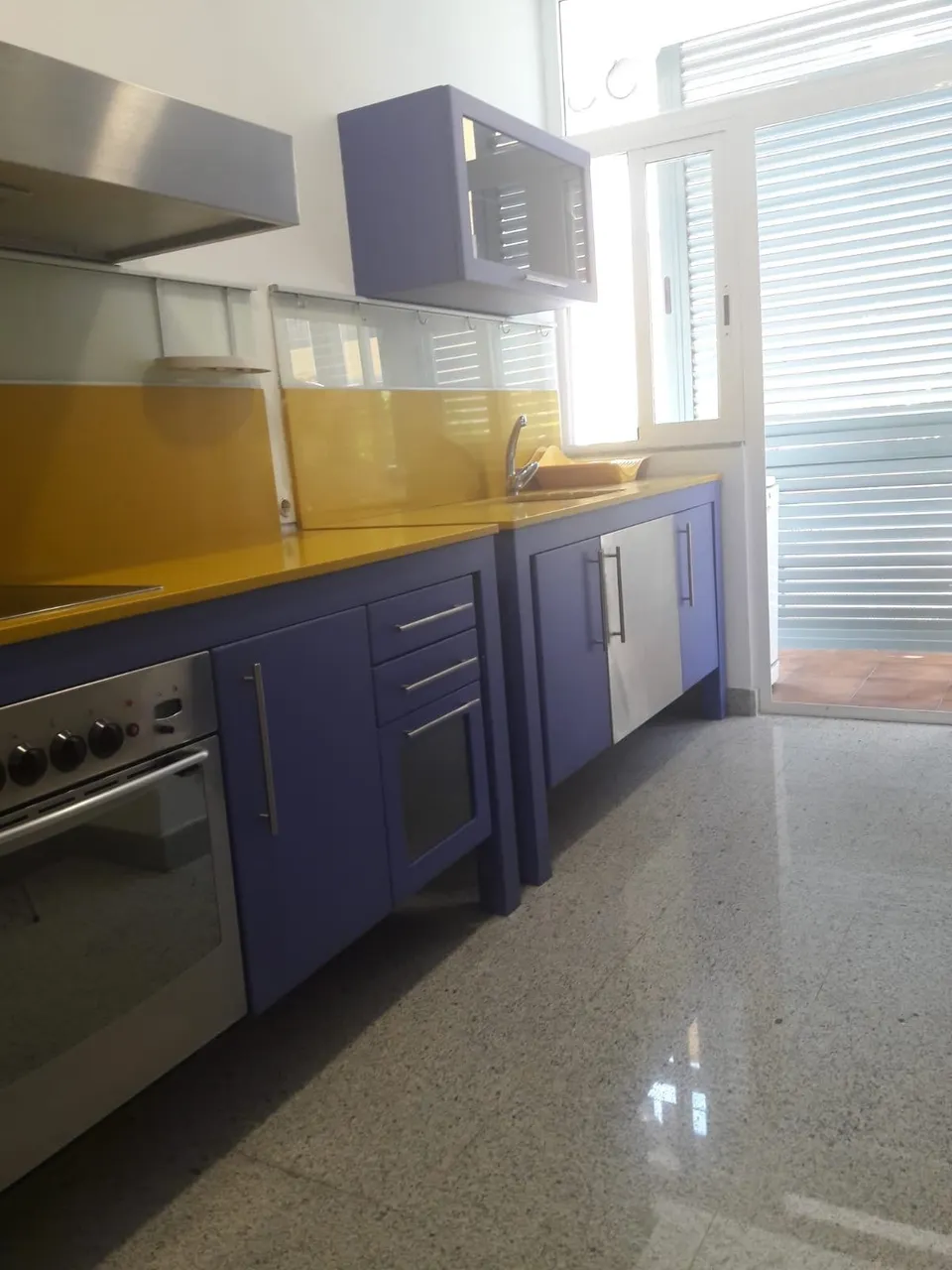 Espectacular piso de 2 dormitorios, 2 baños, amplio salón, cocina, gran terraza y garaje