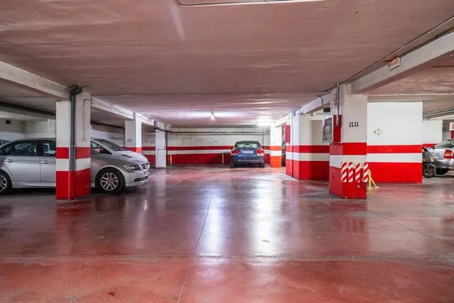 3 plazas de garaje juntas en calle Pedro Antonio de Alarcón — 16