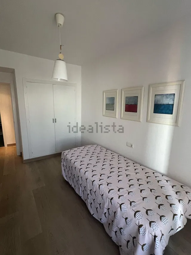 Amplia vivienda reformada Centro de Alicante. Alquiler Temporal — 16