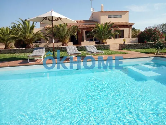 Villa en la Isla de Formentera, con 16.106m2 de Terreno Rúst - foto 2