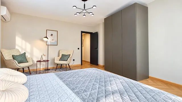 Apartamento reformado de 3 dormitorios con vistas al mar en  - foto 4