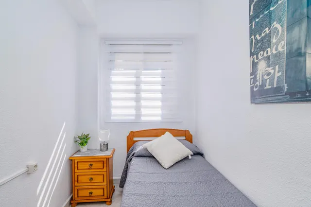 Oportunidad en venta de piso de tres dormitorios en la chana — 10