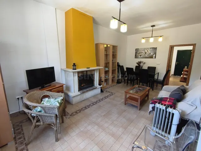 CASA EN ESQUINA PARA ENTRAR A VIVIR EN LAS JARAS - foto 4