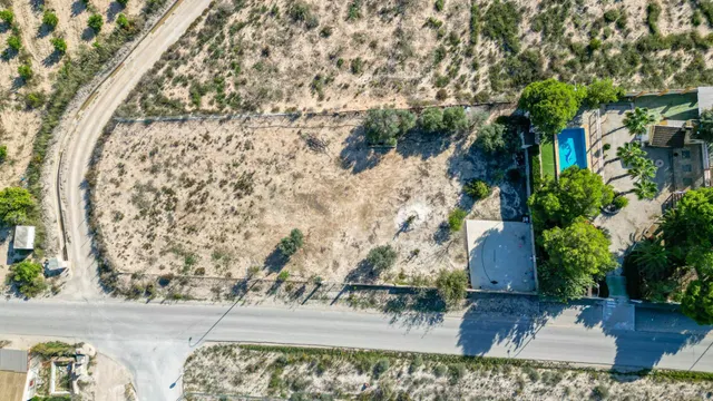 Chalet con parcela de 3.000m2, en paraje La Matanza — 33