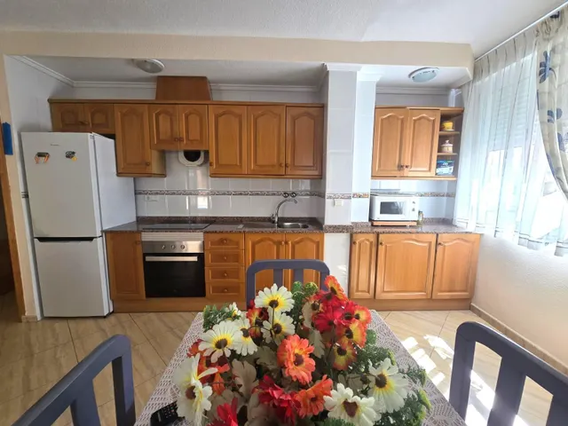 Apartamento de 2 dormitorios y 2 baños, a unos 300 metros de la Playa del Cura - Opcional: plaza aparcamiento — 9