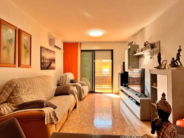 Piso de 4 habitaciones con terraza y ascensor en Ferreries - VPO — 7