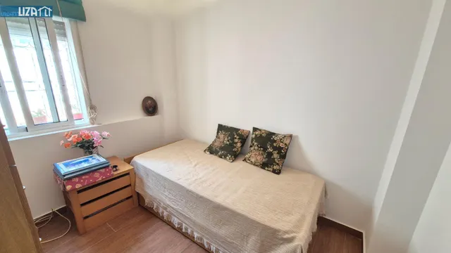 OPORTUNIDAD EN ALICANTE — 12