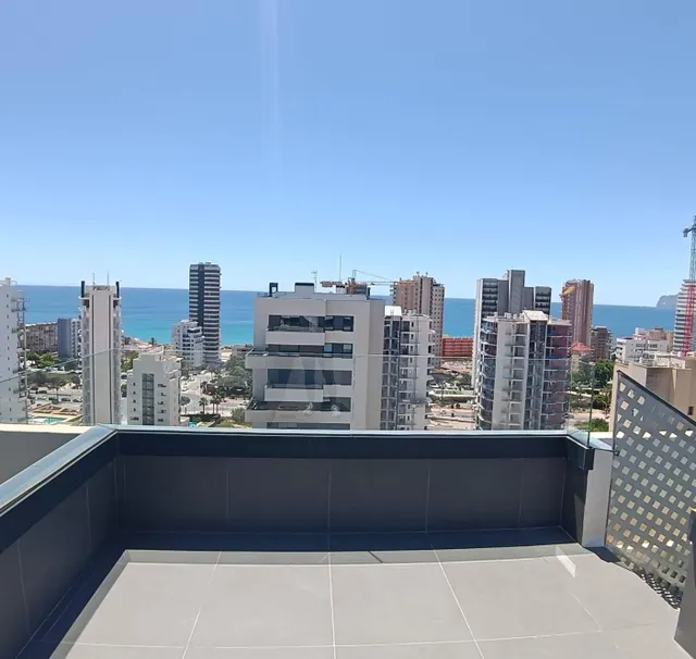 Ático Exclusivo con Vistas a la Playa y Salinas de Calpe — 27
