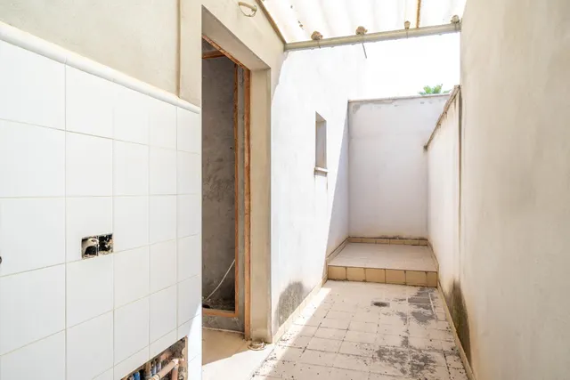 Edificio en María de la Salud en construcción. — 23
