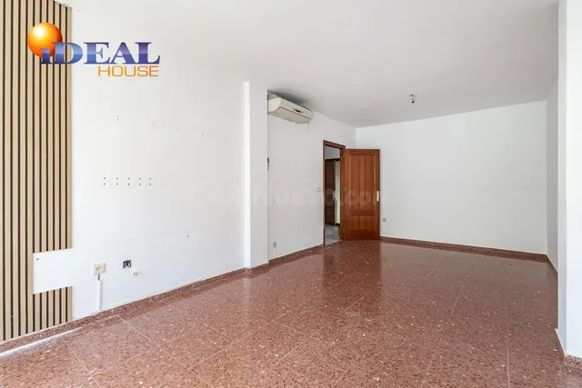 ADOSADO EN HUETOR VEGA - foto 4