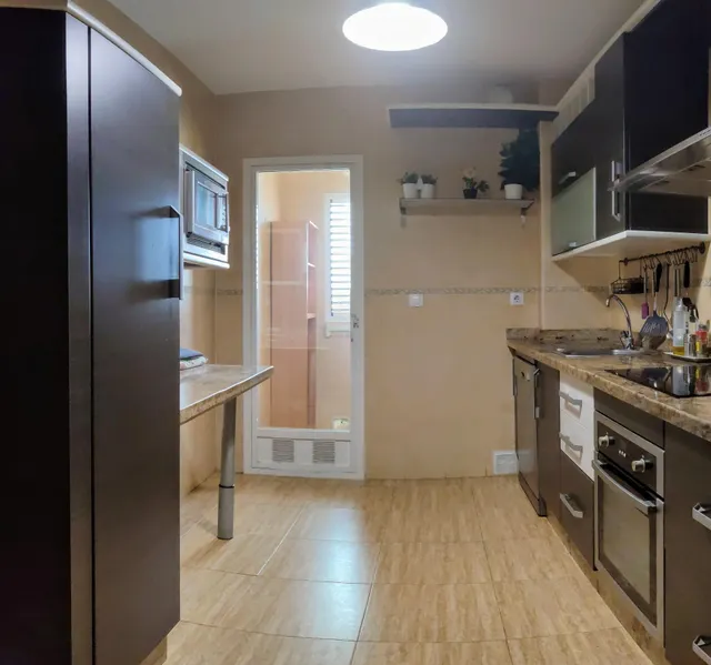 OLULA DEL RÍO ( ALMERÍA ). PISO AMUEBLADO CON 3 habitaciones, ASCENSOR, PLAZA DE GARAJE Y TRASTERO. — 10