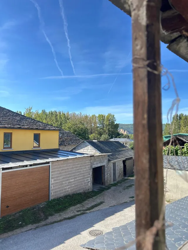 Amplia Casa de Piedra en Dehesas - Oportunidad Única por 29.000 € — 21
