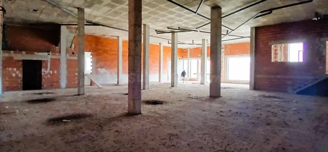 SE ALQULA LOCAL COMERCIAL 700 MTS2 EN AVENIDA DEL MAR DE SAN - foto 5