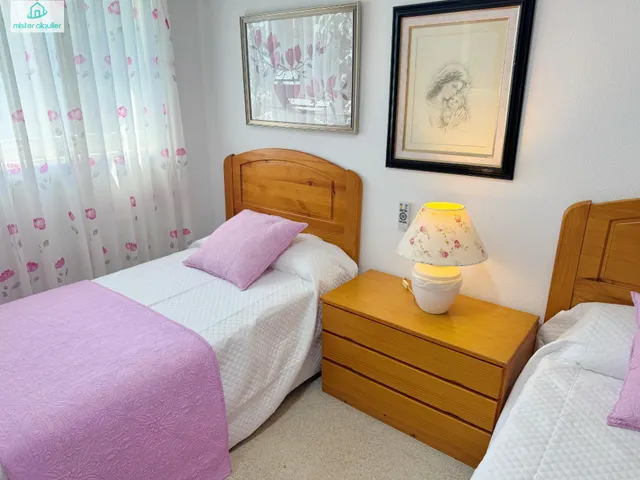 APARTAMENTO SOLEADO CON DOS TERRAZAS Y PISCINA EN PLAYA DE MUCHAVISTA — 14