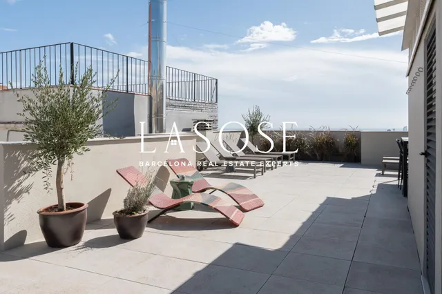 Impresionante dúplex con terraza privada en alquiler en La Salut — 22