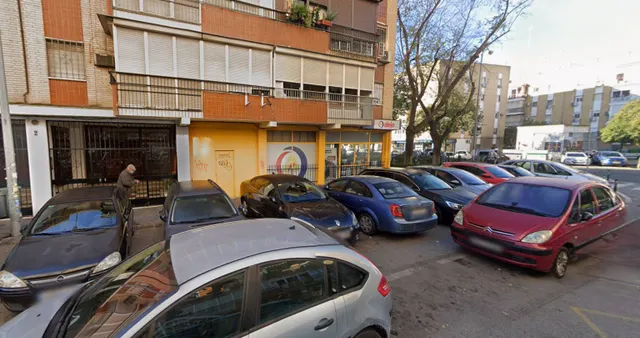 Venta piso en Sevilla — 3