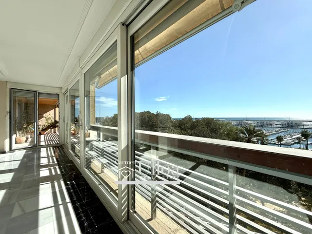 Apartamento exclusivo en avd doctor gadea con vistas al mar — 15