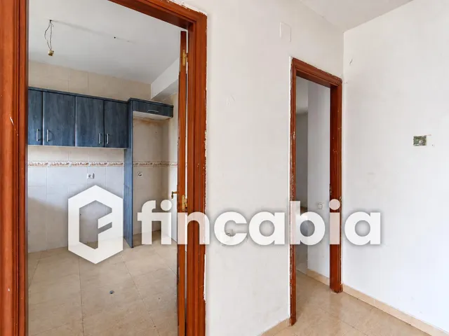 Casa independiente para reformar con jardín y garaje en Maçanet de la Selva — 37
