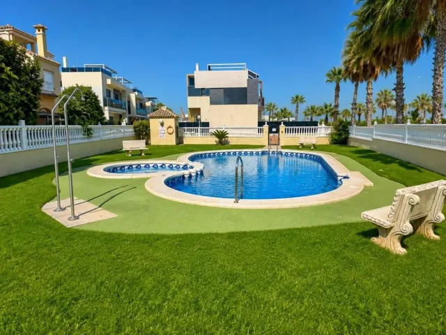 Bungalow 1 habitación 88m² en venta - Lomas de Cabo Roig - foto 5