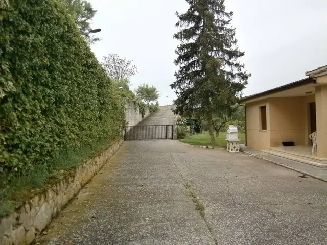 VENTA CHALET ZONA SAN FRONTIS-CARRASCAL, 6 habitaciones, TRES BAÑOS, PISCINA, GRAN PARCELA — 7