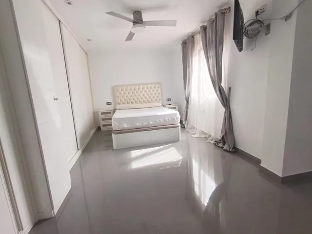 ATICO TOTALMENTE REFORMADO ZONA AVENIDA DE BARCELONA — 6