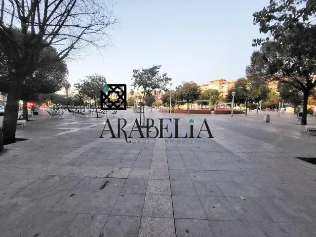 MAGNÍFICA PLAZA DE GARAJE DE 18M2 EN PLAZA DEL ZOCO!!! - foto 2