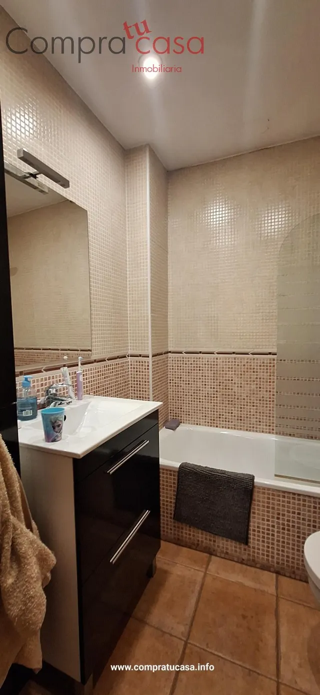 Venta pareado completisimo en los huertos.- — 32