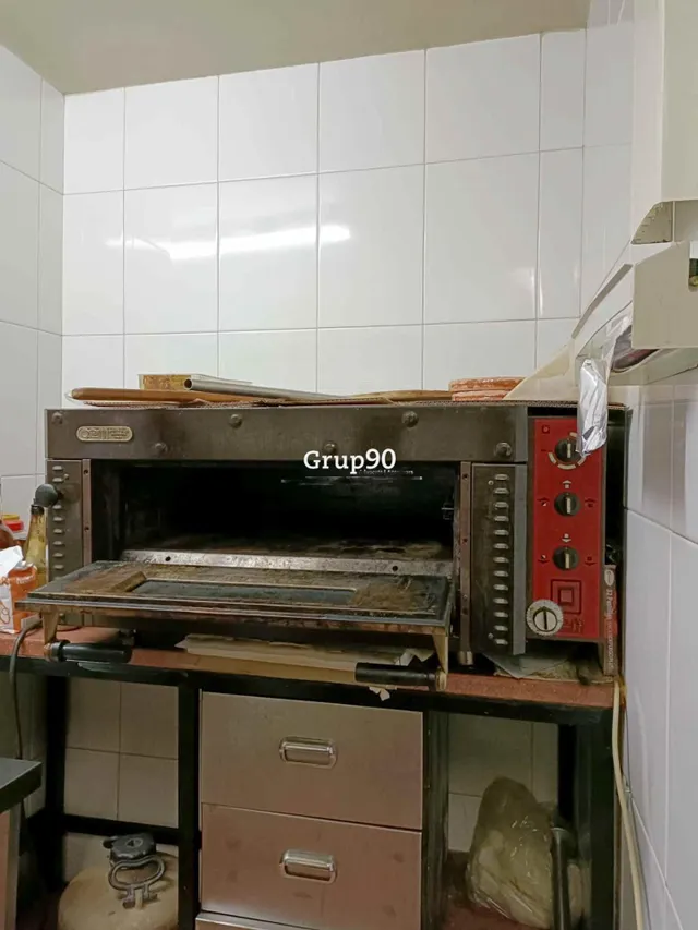 Venta  de restaurante en La Bordeta — 37