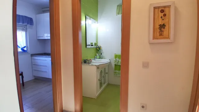 CASA CON TERRENO RÚSTICO VENTA ALMENARA DE TORMES. Urbis te ofrece una casa con terreno rústico en venta en Almenara de Tormes, Salamanca. — 37