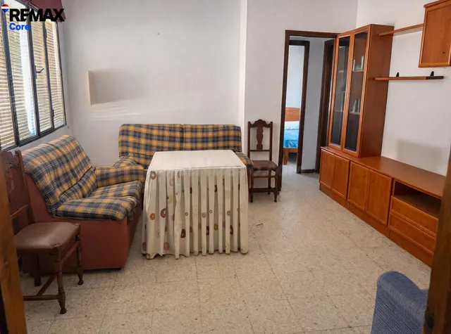 Oportunidad Imbatible: Piso de 90 m2 todo Exterior por solo  - foto 2